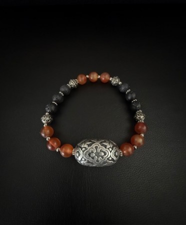 Oriental charm