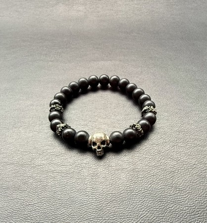 Black obsedian and dustysilver.