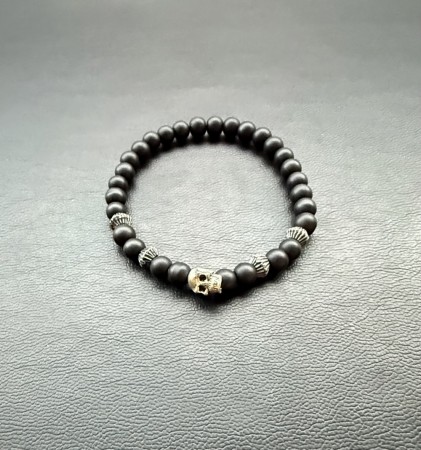 Black obsedian and dustysilver.